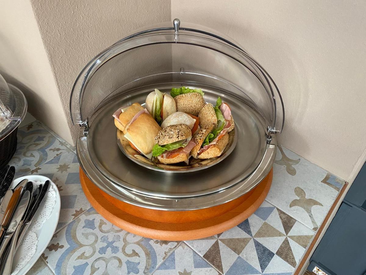 Domo Anna Hotel Villasimius Ngoại thất bức ảnh