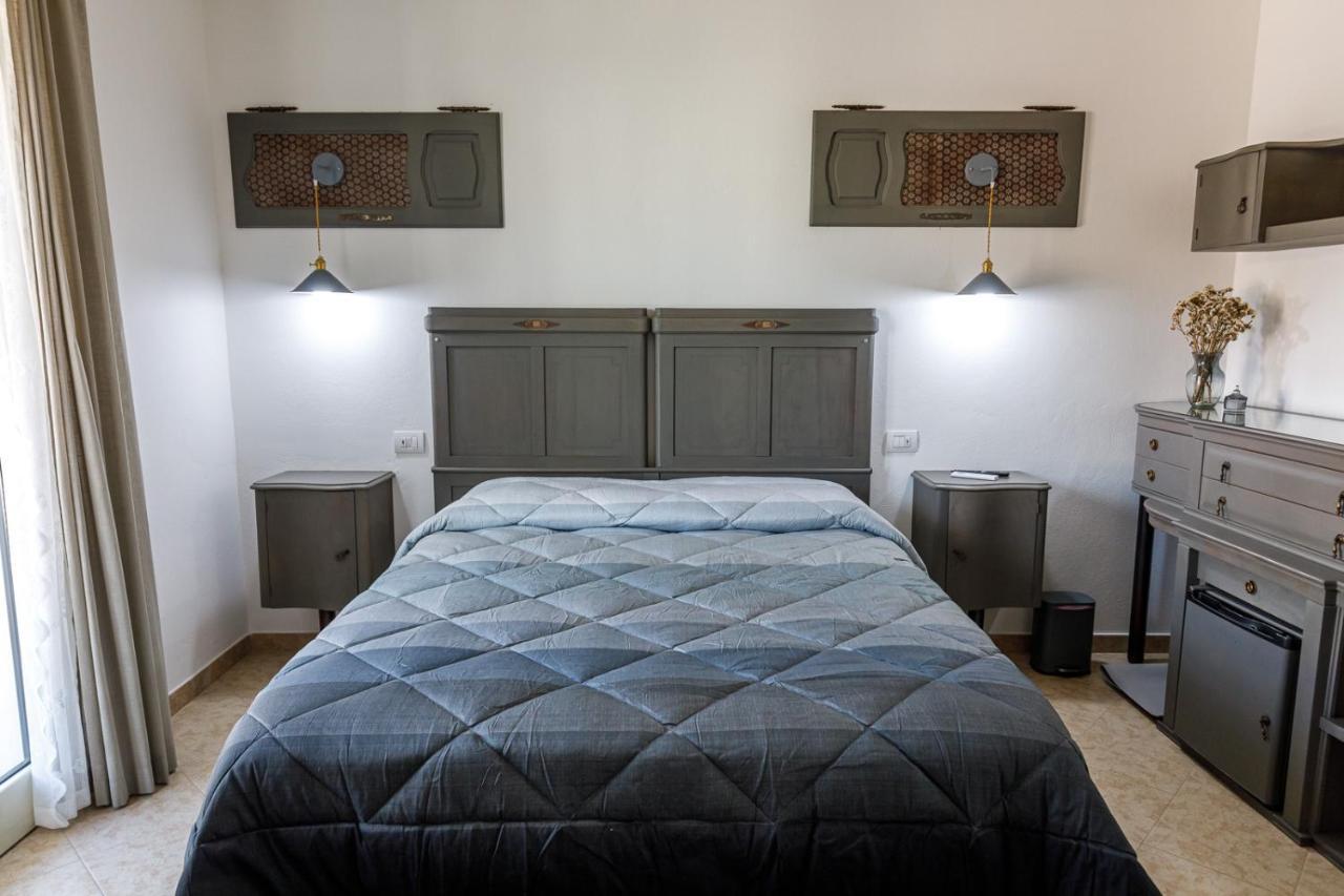 Domo Anna Hotel Villasimius Ngoại thất bức ảnh