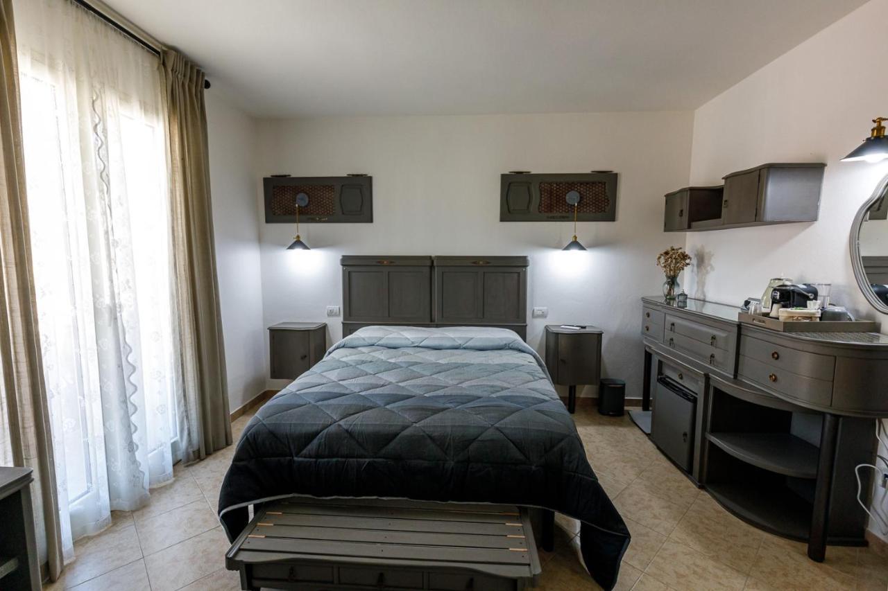 Domo Anna Hotel Villasimius Ngoại thất bức ảnh